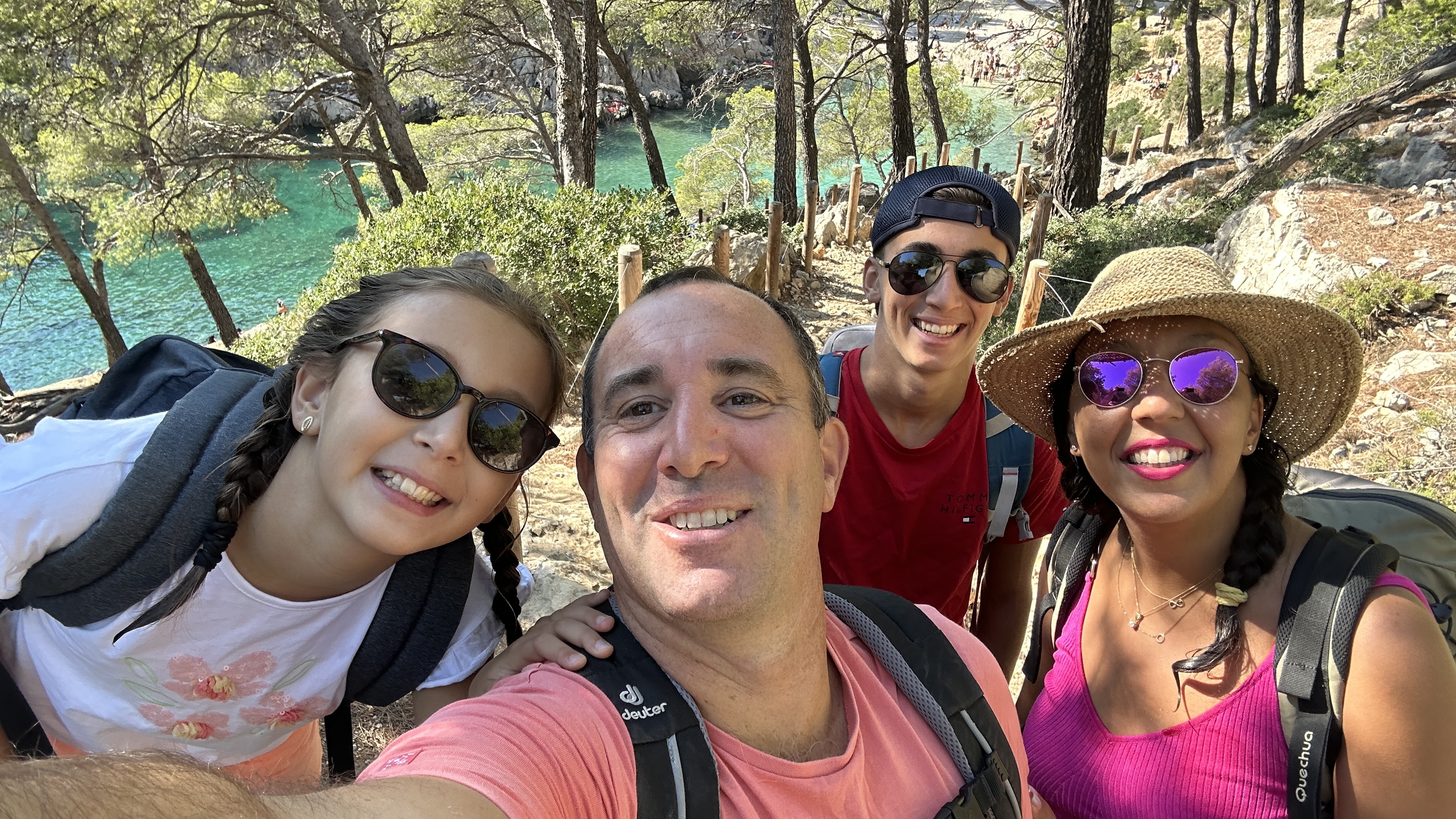 la famille BONNET à la calanque de Port-Pin à Cassis 